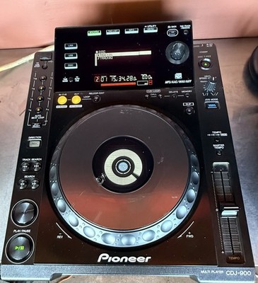 Pioneer CDJ-900 Digital DJ Turntable Multi Player USB RCA/Phono Digital Out