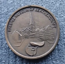 WALSALL MUSEUM OF LEATHER CRAFT BRONZE MEDALLION 1st FEBRUARY 1971 ORIGINAL COND