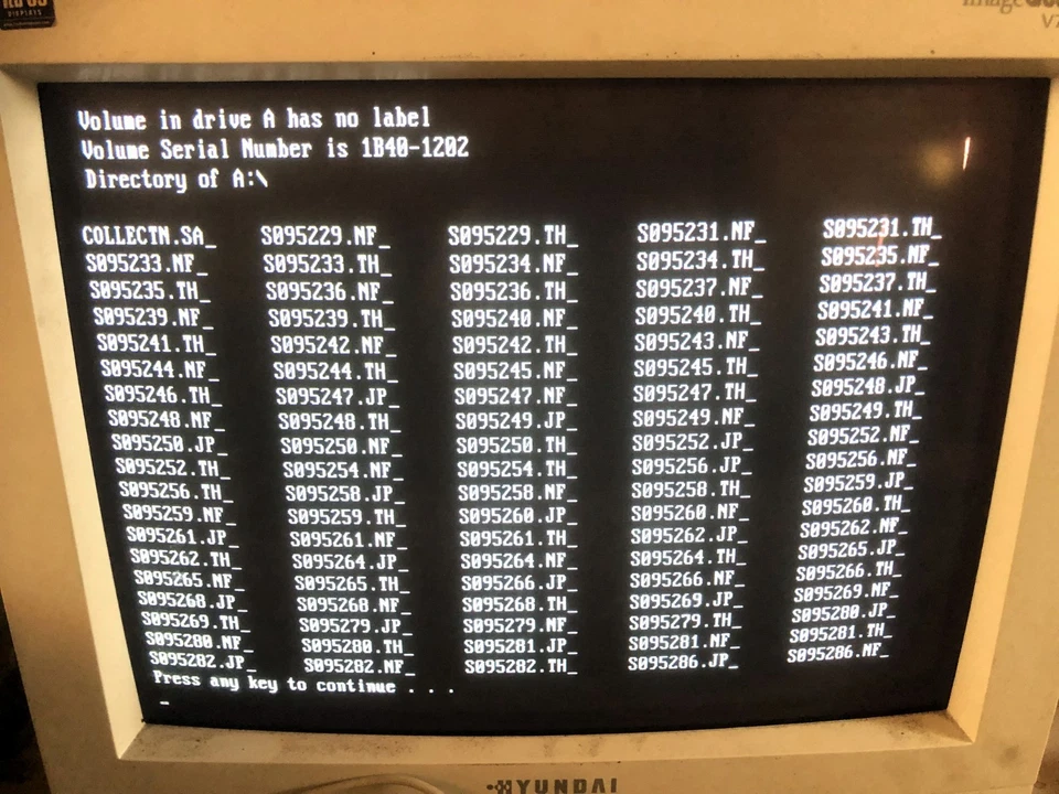 Microsoft Scenes Undersea Collection Screensaver Software Original 2 x Disks - Image 3 of 4