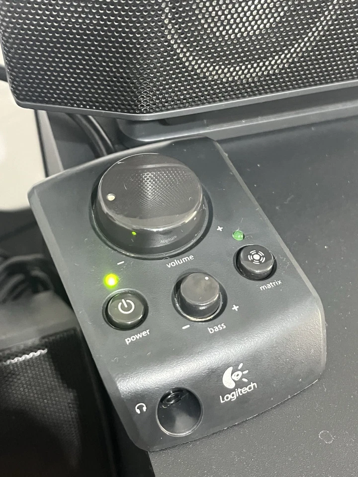 Logitech X-540 Gaming PC Computer Surround Sound Lautsprecher GETESTET FUNKTIONIERT VIDEO - Bild 3 von 4