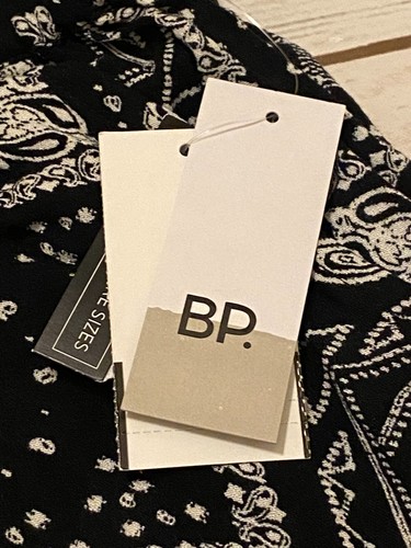 BP. Women's Black-White Print Paperbag Shorts Size 3X Elastic Waist Pull-On - Picture 6 of 6
