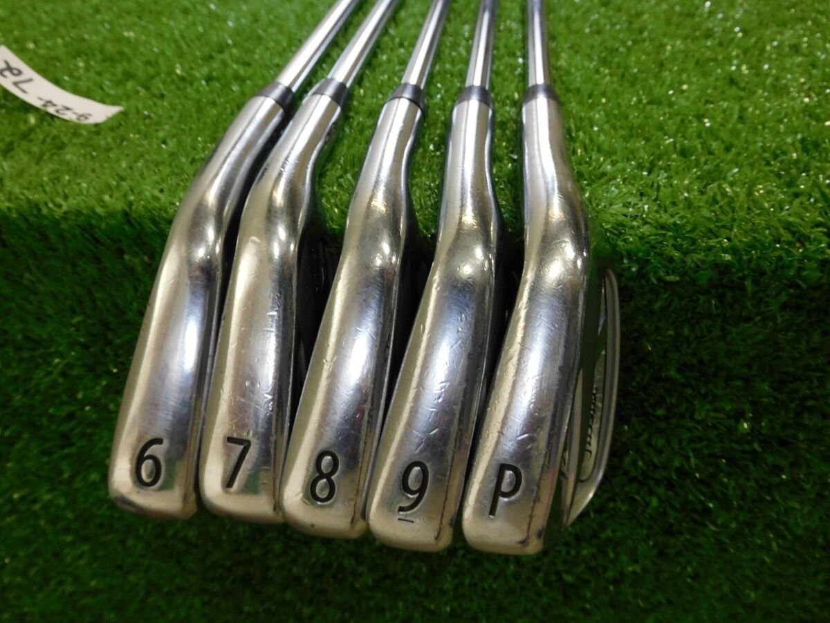 Titleist 718 AP2 Forged Irons 6-P AMT Black S300 Stiff Steel Titleist 718 AP2 Forged Irons 6-P AMT Black S300 Stiff Steel