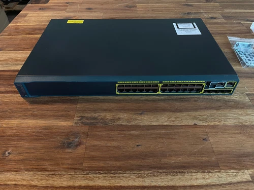 Cisco WS-C2960S-24TS-L 2960S 24 GigE, 4 x SFP LAN Base