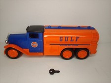 ERTL 1930 Diamond "T" Gulf Diecast Piggy Bank w/ Key Fuel Tanker MFGD 1994 Truck