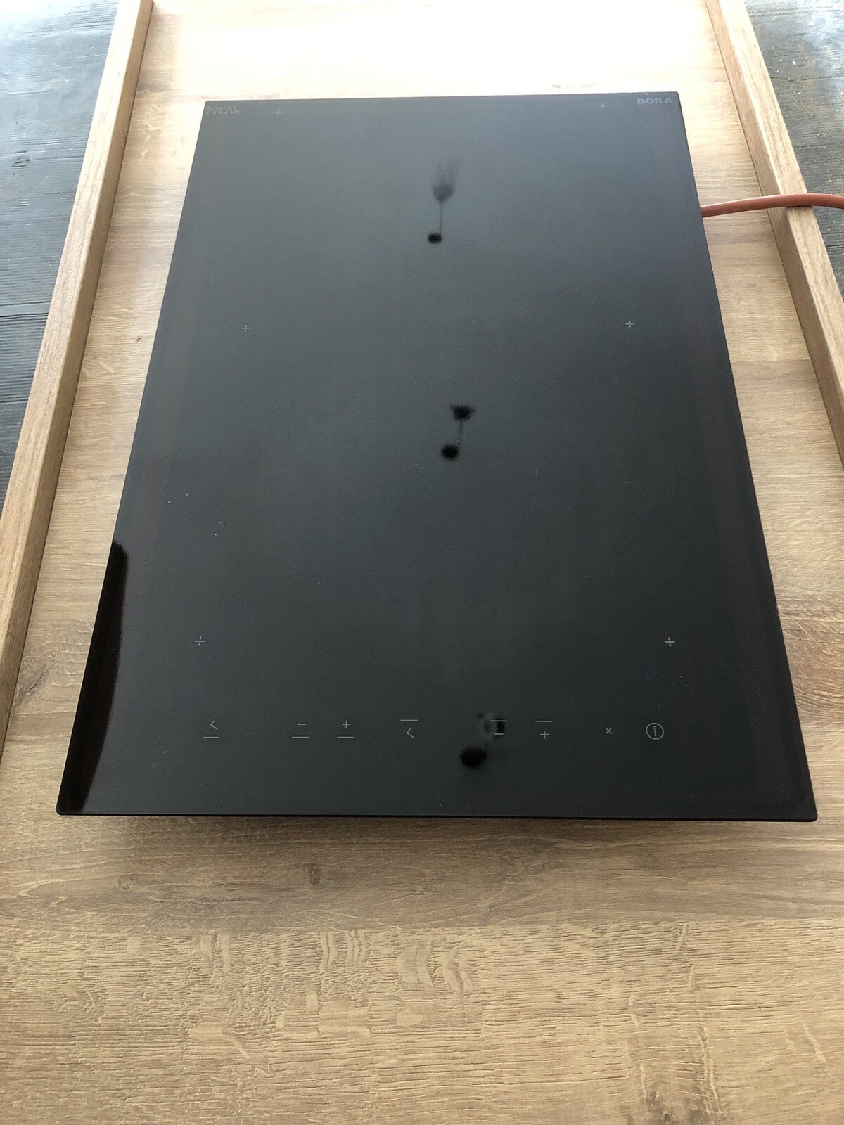 Bora Classic Induction Modular Hob CfI11 and Bora Downdraft Extractor