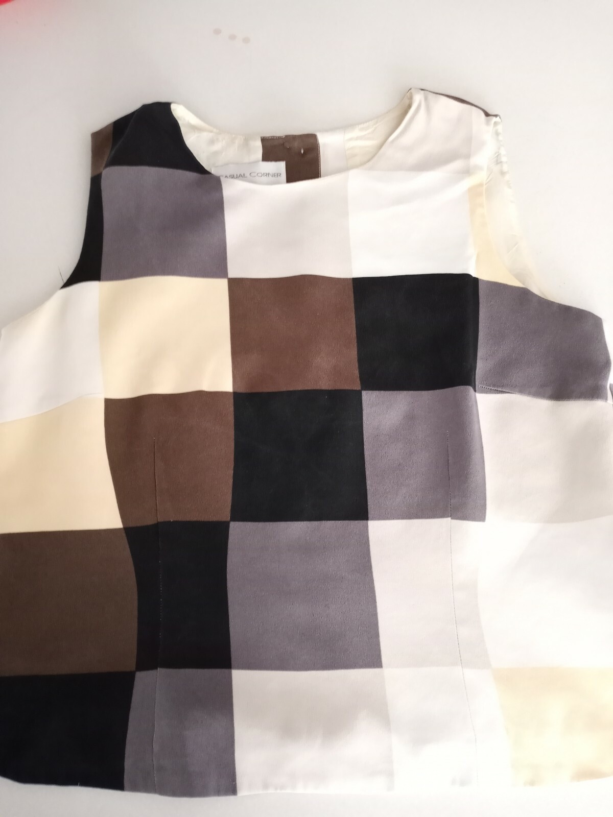 Vintage Casual Corner SILK Sleeveless Shell Blouse Sz… Gem