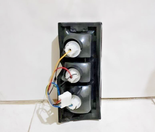 Fits For Daihatsu Rocky Feroza Blizzard Rear Turn Signal Lamp Tail Light Set R/L - Picture 3 of 4