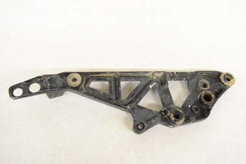 HONDA 1984 1985 1986 VF500F VF 500F Interceptor pie trasero derecho soporte de clavija - Imagen 8 de 10