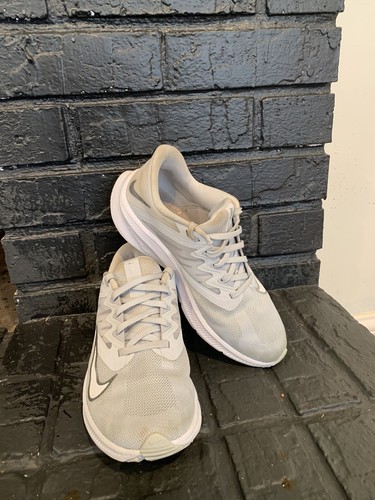 Footwear NIKE - Quest 3 CD0232 003 Platinum Tint/Mtlc Red Bronze - Asphalt  - Running shoes - Sports shoes - Women's shoes | efootwear.eu