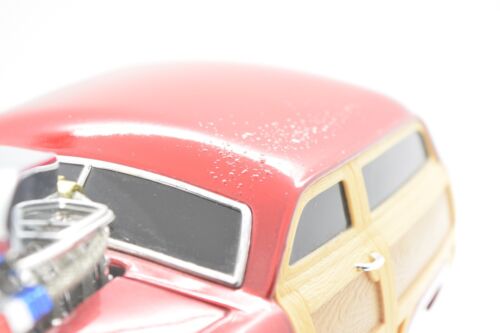 Muscle Machines 1950 Ford Woody Die Cast Car- 1:18 scale by Funline (2001) - O21 - Picture 4 of 8