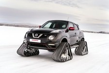 Cars 2015 nissan juke nismo rsnow concept yf15 winter Desk Mat Stitched