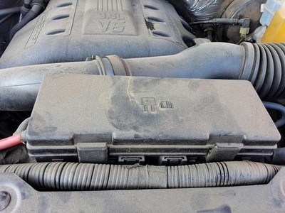 Fuse Box Engine Core Support Mounted Turbo Fits 11-14 FORD F150 PICKUP 5122913