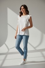Banana Republic Women  s Size M Short Cap Sleeve Round Neck Ruffle Ivory Blouse