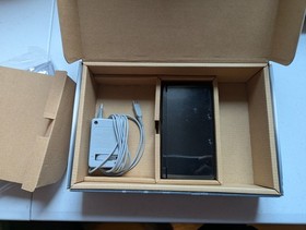 Nintendo 3DS 2GB Handheld System - Cosmo Black, CIB Complete In Box, Working