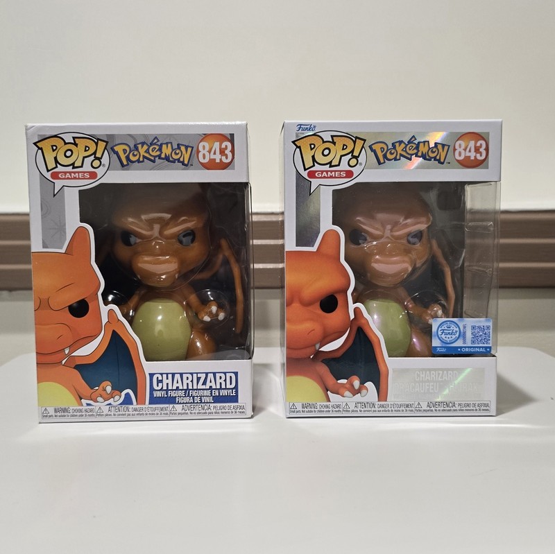 Funko Pop Pokemon Charizard (Pearlescent) #843 & Charizard #843 Lot of 2
