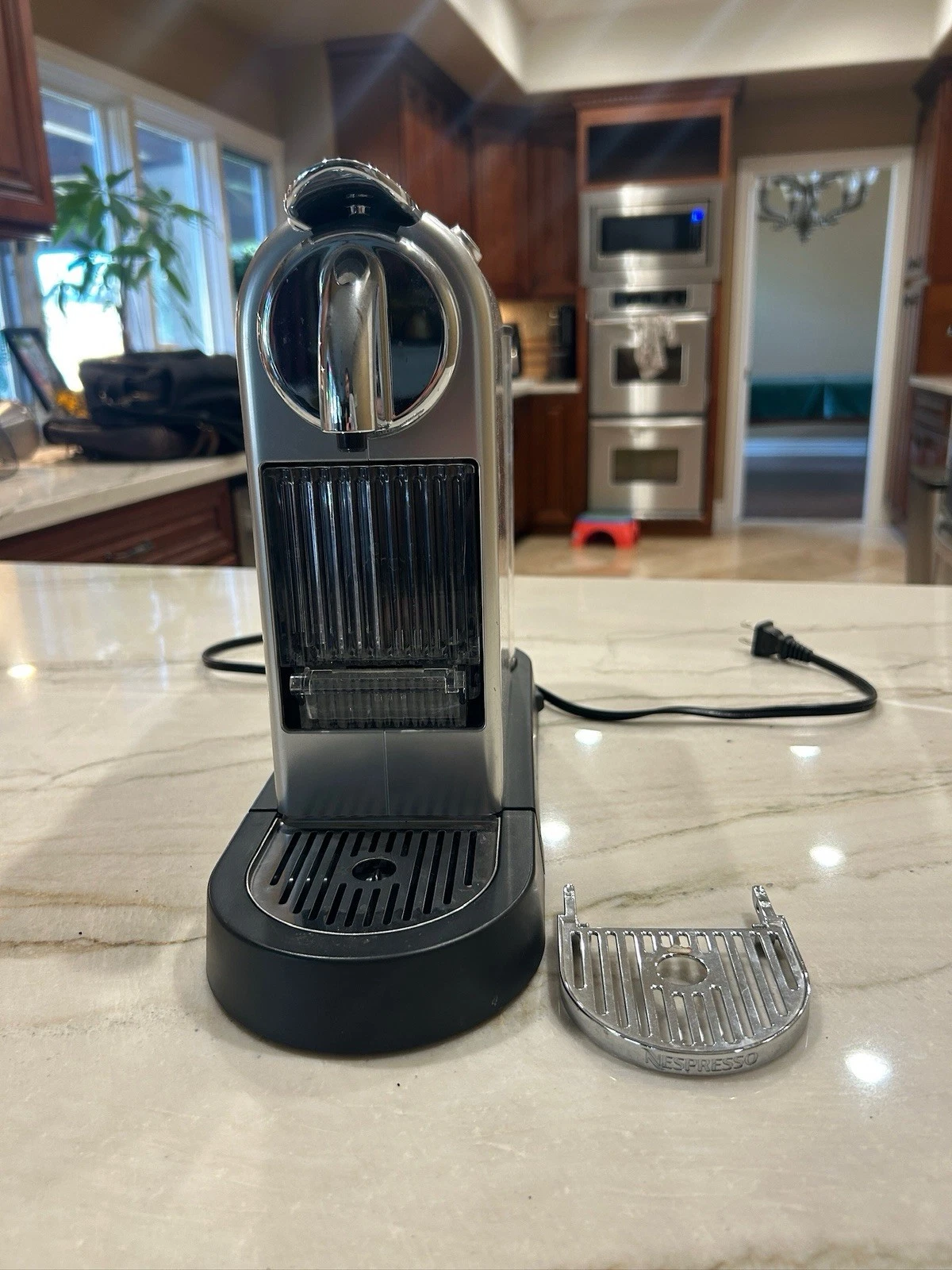 Nespresso CitiZ D110 DeLonghi Espresso Machine Silver Tested Working Original
Opens in a new window