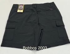 Wearfirst Men's Classic Fit Stretch Fabric Cargo Shorts, Black, Size 32