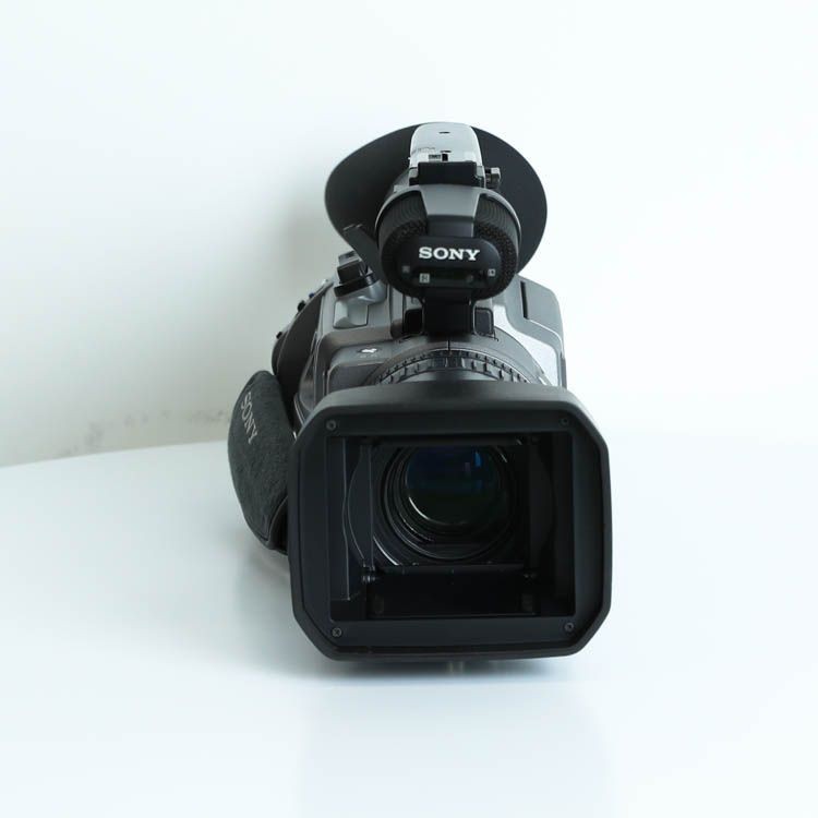 SONY DCR-VX2100 MiniDV Digital Camcorder Handycam w/ AC Adapter