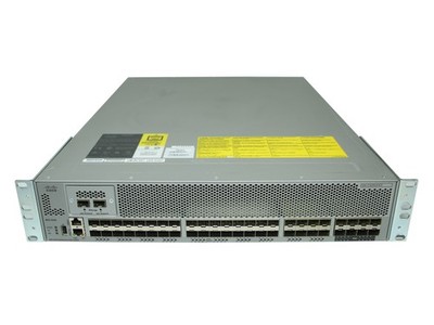 Cisco Switch DS-C9250I-K9 40x SFP+ 16Gb 8x FCoE 10Gb 2x FCIP 10Gb Managed