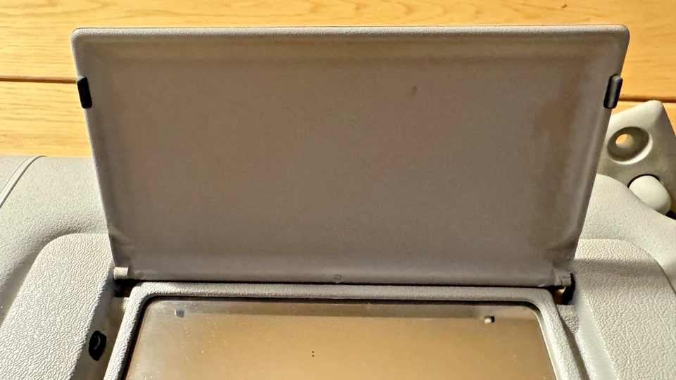 05-07 Mercedes W203 C320 C55 AMG Parasol Lado Pasajero Derecho Parasol Gris Foto 3 de 4