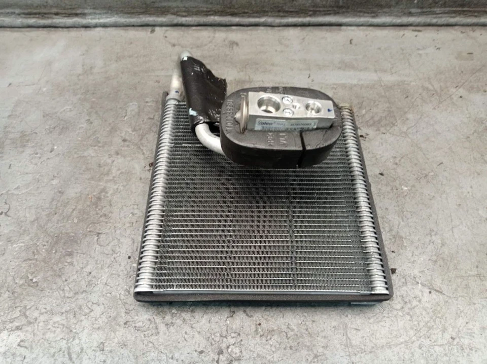 Vaporizador de aire acondicionado SEAT LEON (5F1) 1.4 TSI 5Q1820103G Foto 2 de 4