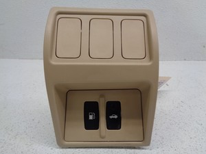 Trunk opener lexus