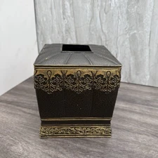 Decorative Crackle Finish Tissue Box Cover with Gold Accent Trim