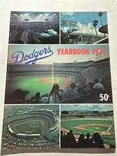 1972 LOS ANGELES DODGERS Yearbook STEVE GARVEY Frank ROBINSON Tommy JOHN Ron CEY
