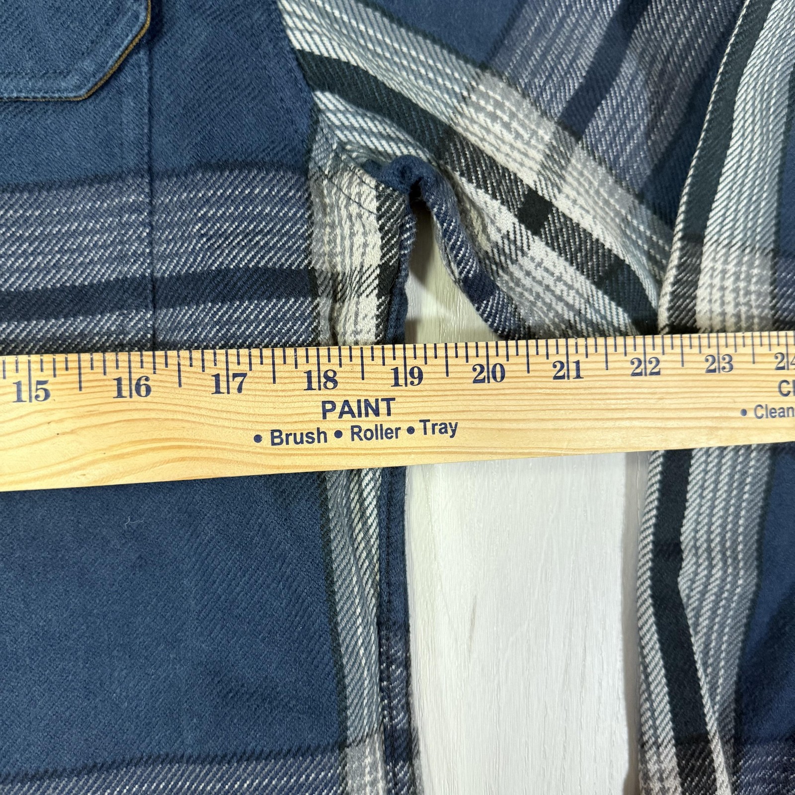 Eddie Bauer Shirt Mens Small Blue Plaid Relaxed Fit Chopper Workshirt Flannel image 9