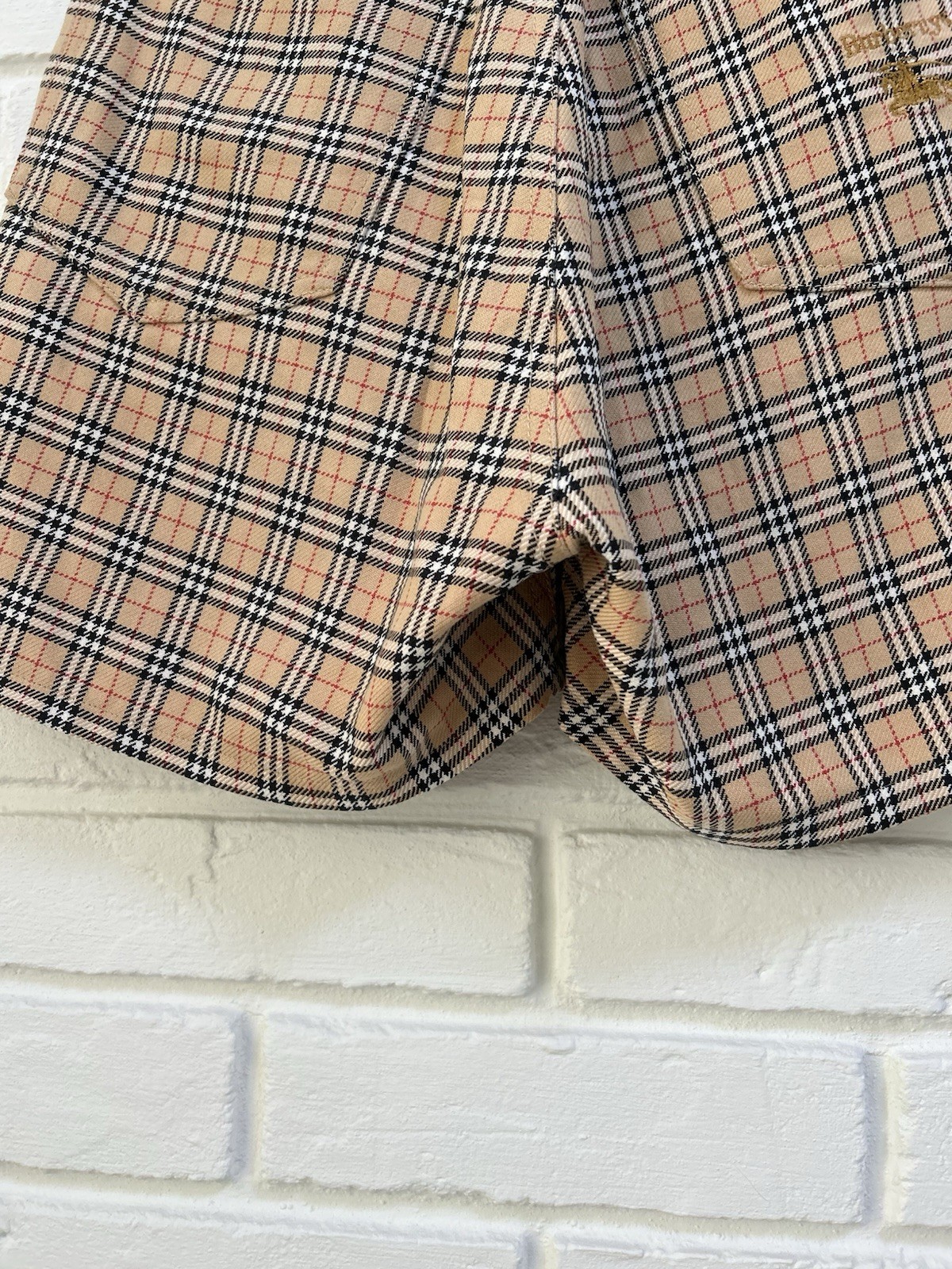 Vintage Burberry’s Nova Check Beige Shorts Size 28 Rare Luxury image 8