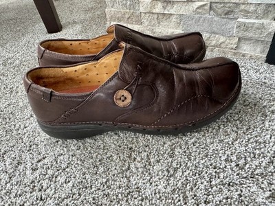Clarks Unstructured Unloop Womens Sz. 9.5 M Brown Leather Slip-On Loafers Shoes