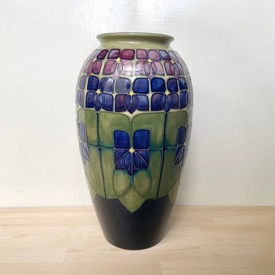 MOORCROFT FLOWER Vase Art Nouveau Pottery Arts and Crafts Vintage