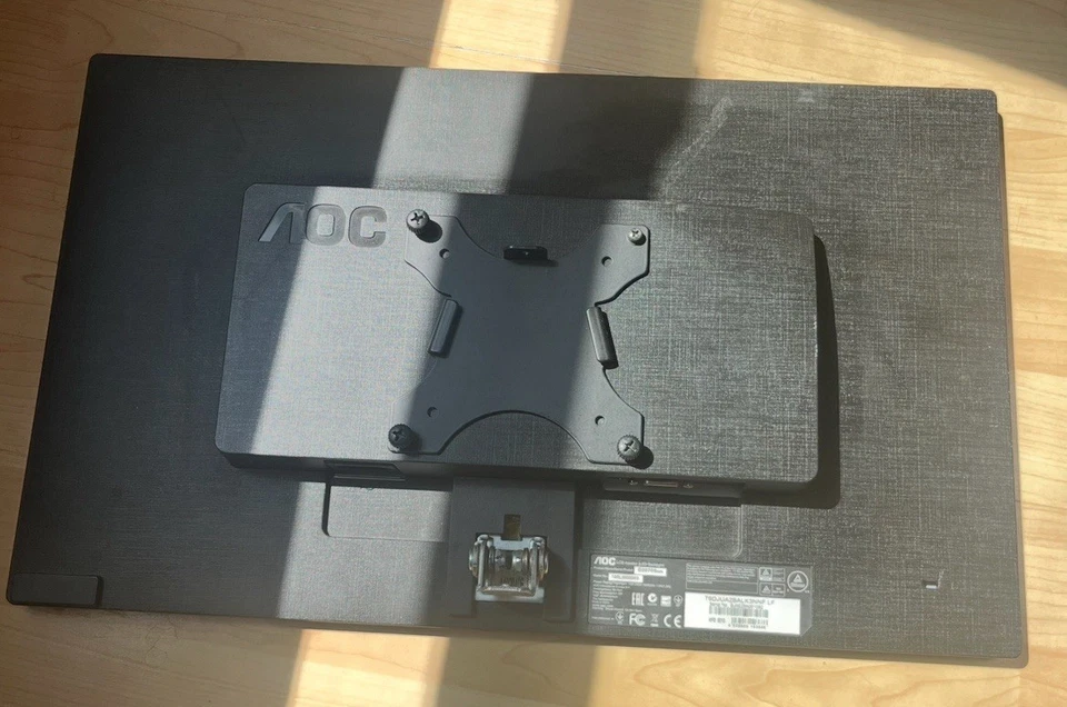 AOC E2070SWN 19" LCD VGA Monitor, No Stand, VESA Compatible  - Image 3 of 4