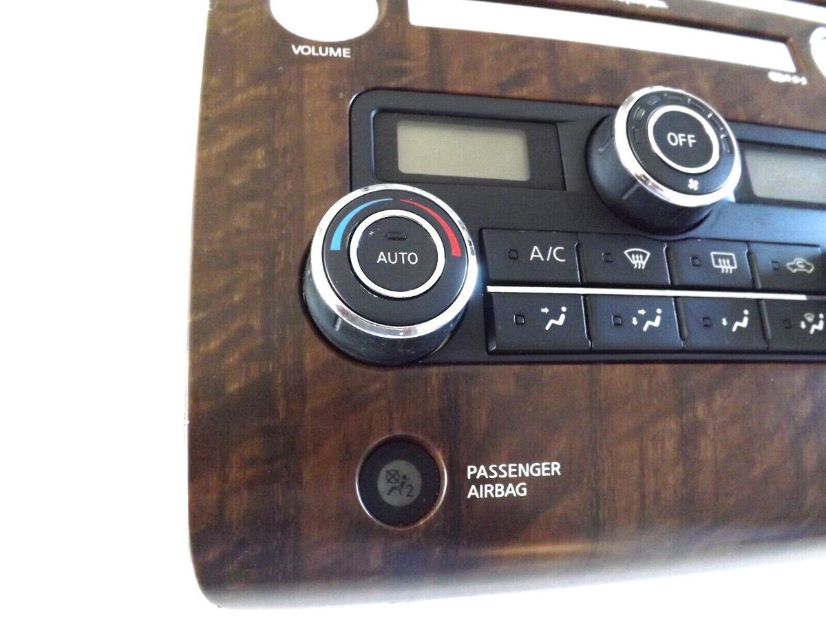 2009-2012 Nissan Titan dual zone digital climate control w wood