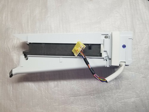 OEM Samsung Refrigerator Ice Maker Assembly PN DA97-15217B - Picture 5 of 12