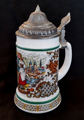 Vintage BMF milk glass German beer stein Bierkrug zinc lid 8.5