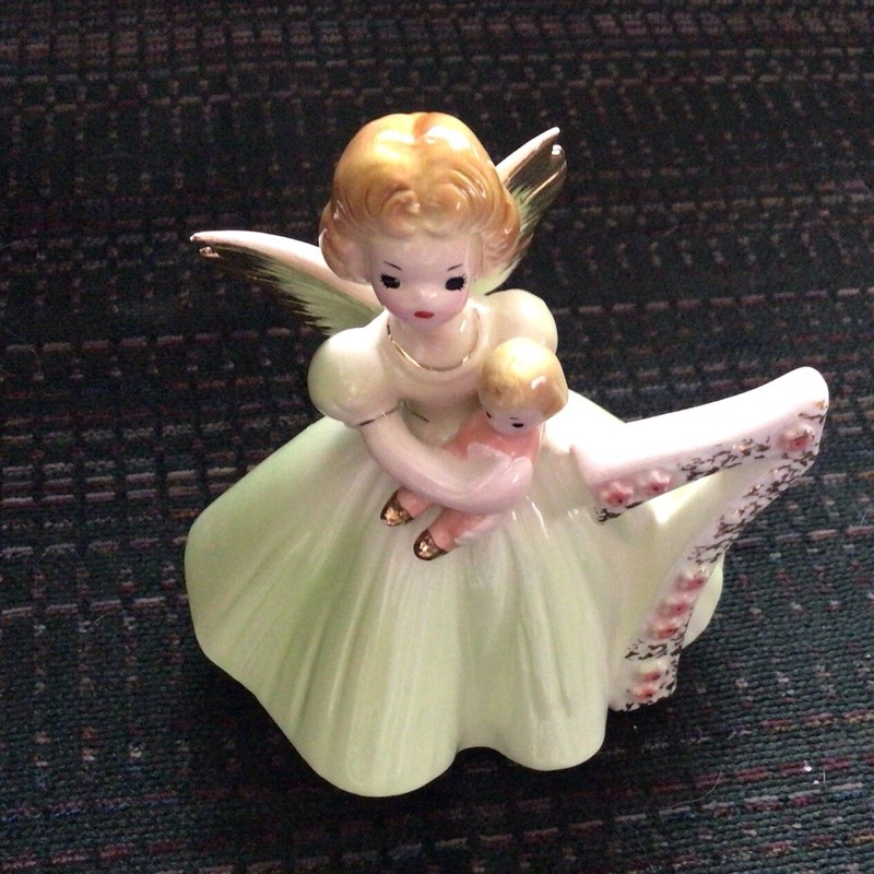 Josef Originals Birthday "Girls Through The Years"  Angel Figurine: AGE 7 VTG