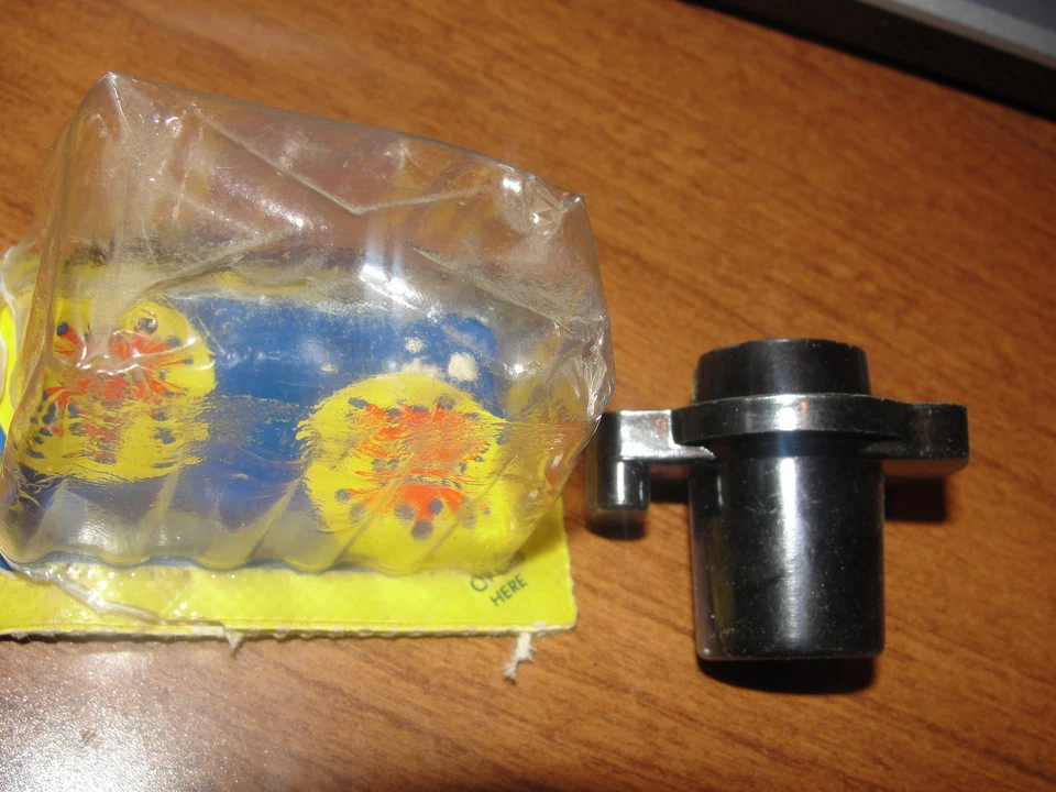 OE Fiat#9916117,Facet#3.7683 Ducellier Ign.Distributor Rotor Abarth,850,128,X1/9 Foto 4 de 4