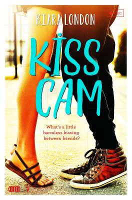 Kiss Cam, Kiara London,  Paperback