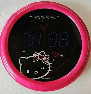 Sanrio Hello Kitty LED Glowing Heart Wanduhr Retro 2008 Selten Neu