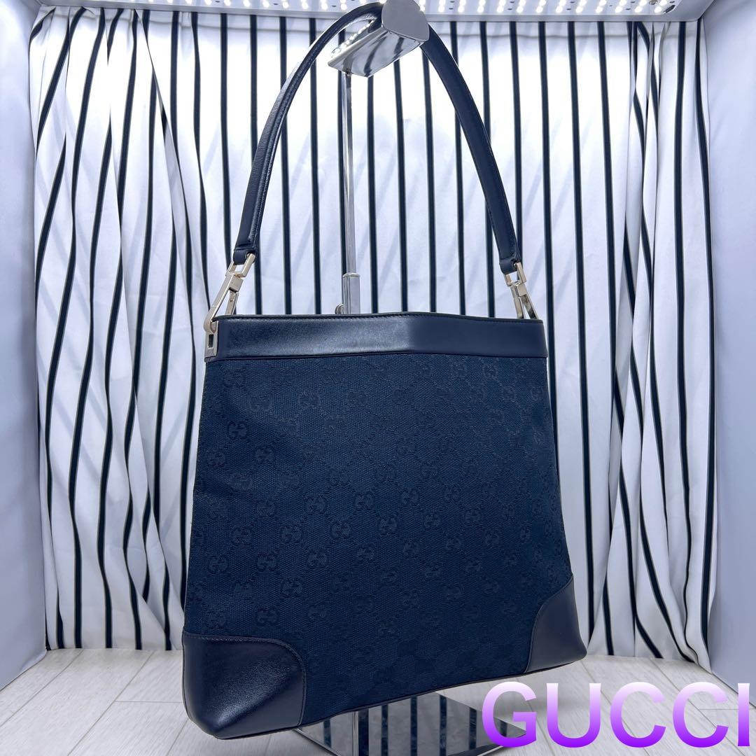 GUCCI GG Pattern A4 Shoulder Bag in Excellent Condition