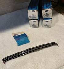 1968 Mustang Fb Cpe Gt Conv Nos Oem Lh Qtr Panel Bezel Ornament 8zz-95290a77-a 1968 Mustang Fb Cpe Gt Conv Nos Oem Lh Qtr Panel Bezel Ornament 8zz-95290a77-a