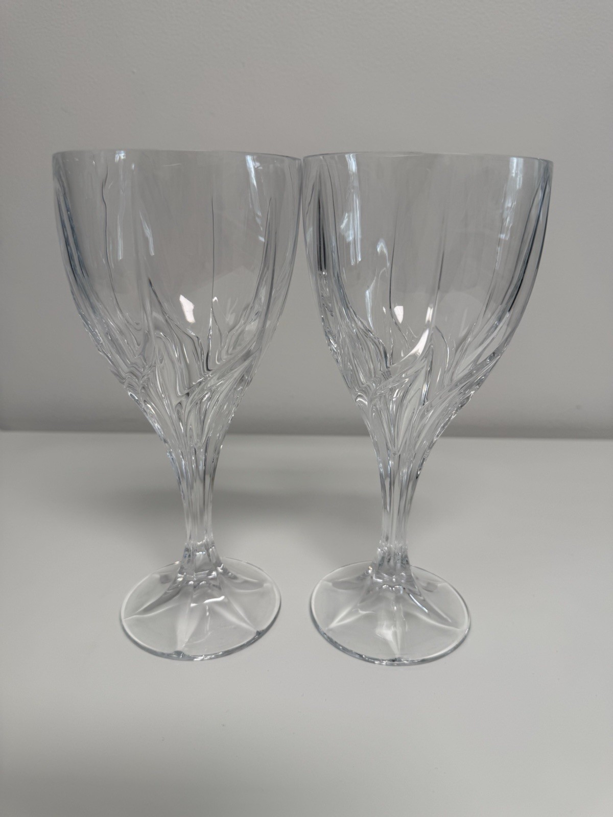 Pair of Crystal Water / Wine Goblets Glasses, 8” tall