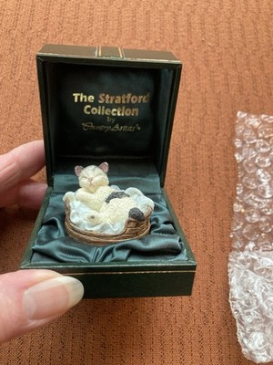 Stratford Collection Country Artists Cat in Basket Napping Figurine Original Box