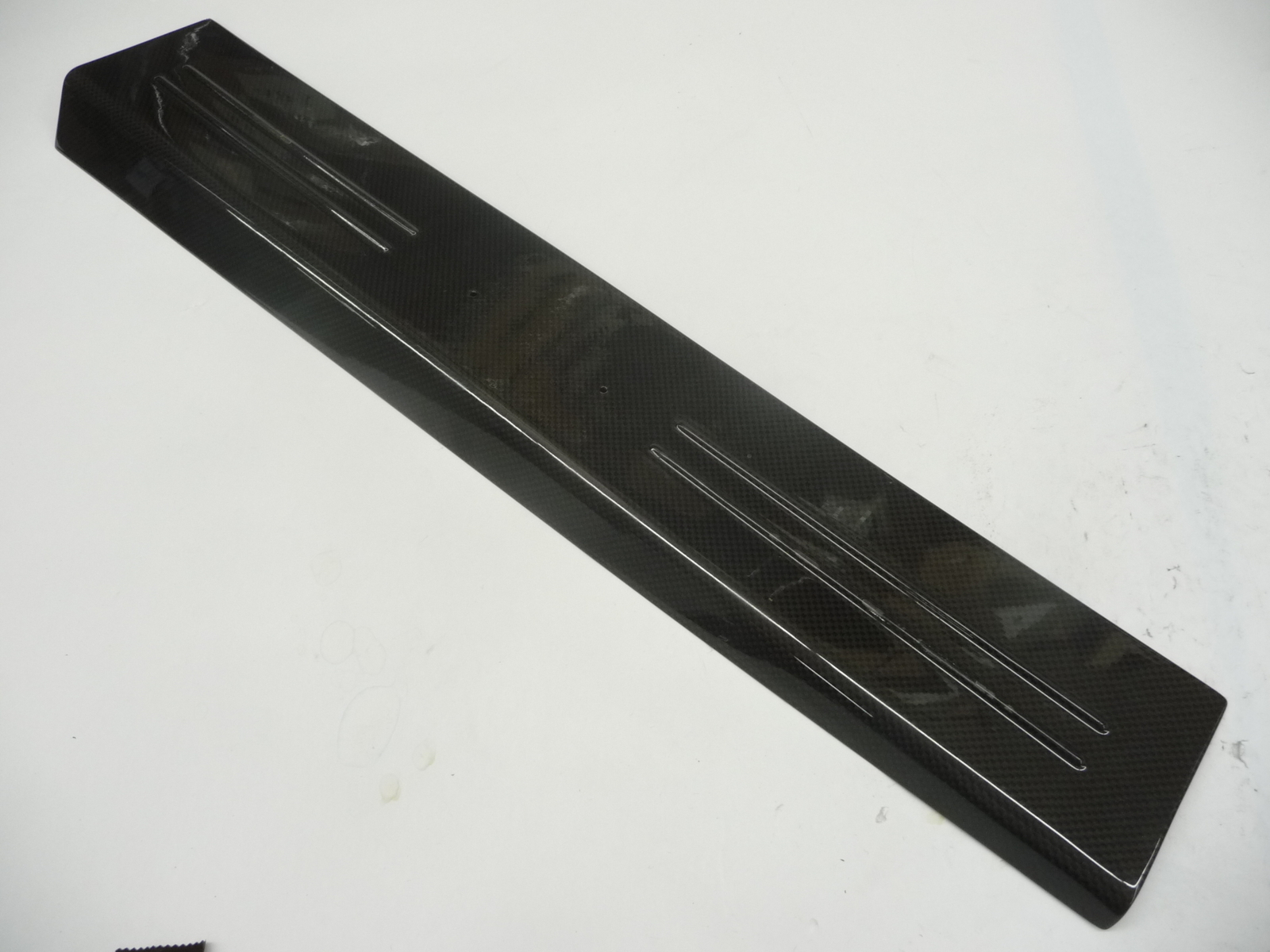 2013-2017 Ferrari F12 F152 Left Sill Plate Kickplate Footboard 85890800 OEM A1