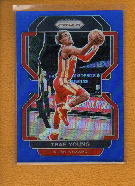 Trae Young 2021-22 Panini Prizm Basketball Prizms Blue #26 /199