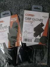 Arthritis Relief Copper Gloves. Touchscreen Tips. Regular / Medium. Lot Of (2)