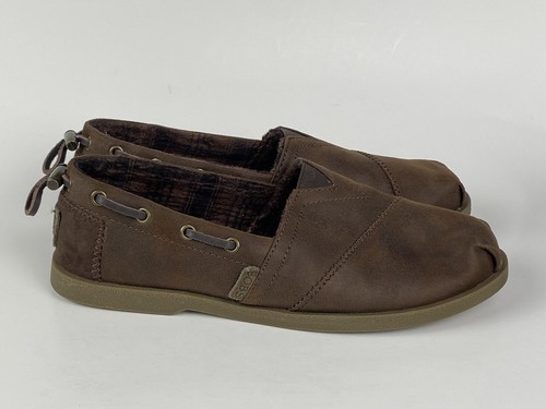 bobs buttoned up brown