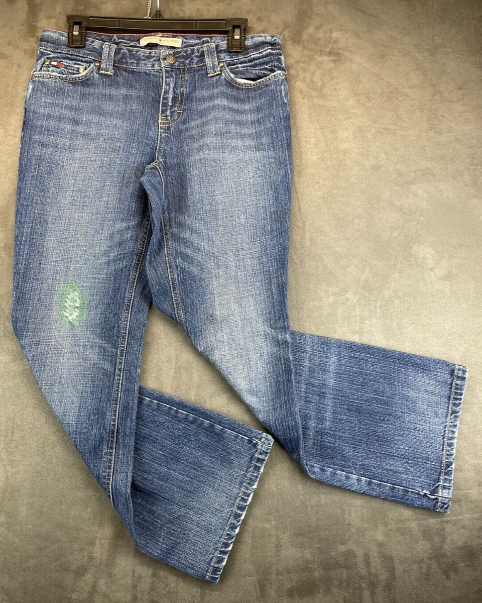 Tommy Hilfiger Petite Low Rise Boot Cut Jeans Womens 8P Distressed (558)