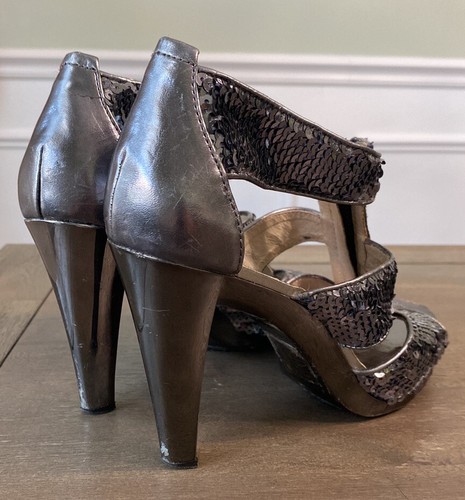 Michael Korr sequence heels size 7 - Picture 3 of 10